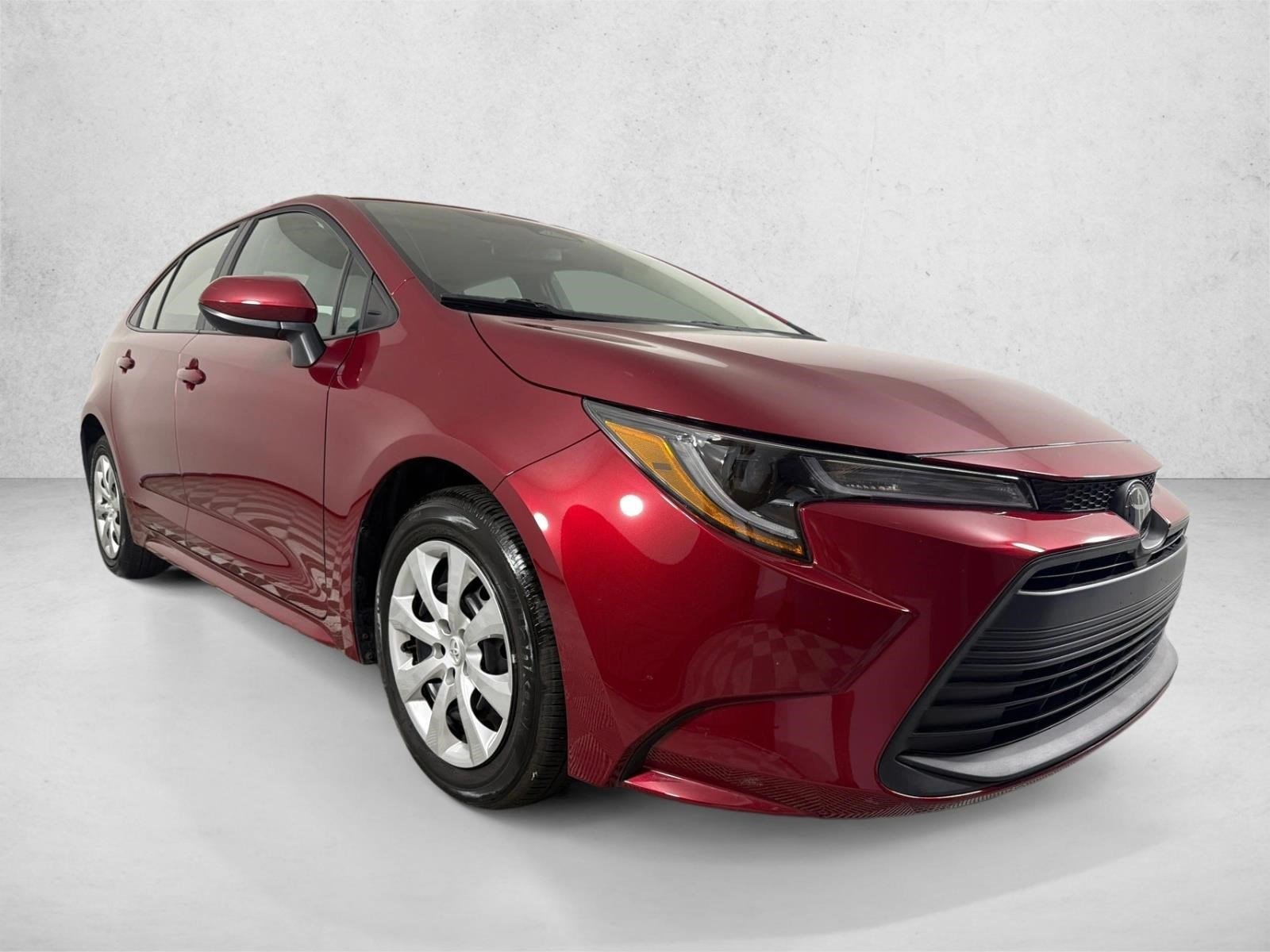 Used 2025 Ruby Flare Pearl [ Toyota LE image 1