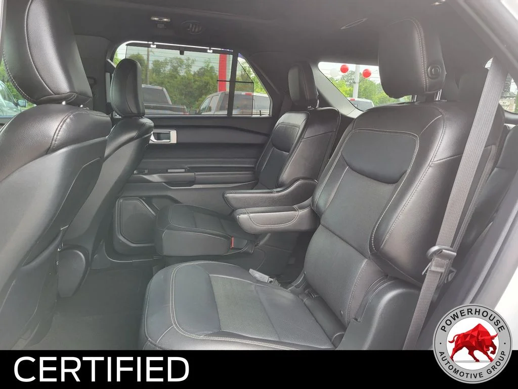 Used 2020 White Ford Limited image 17