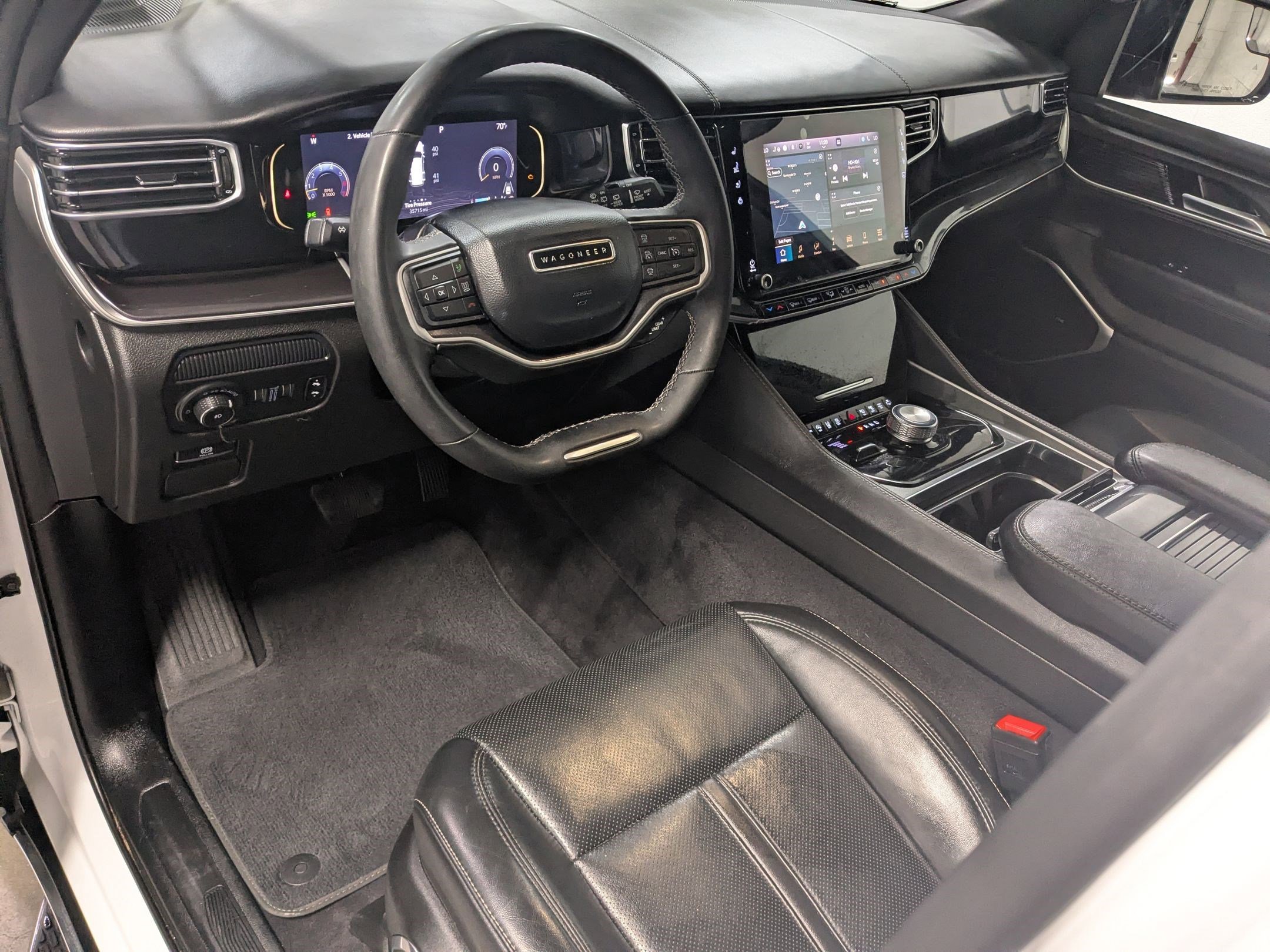 Used 2023 Bright White Clearcoat Jeep Base image 10