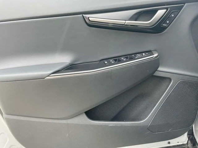 New 2026 Gray Kia Wind image 22