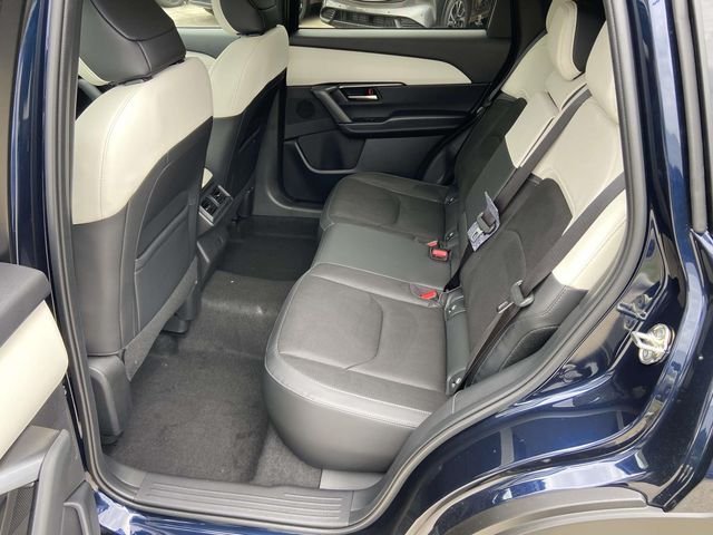 New 2026 Navy Blue Mazda Preferred AWD image 7