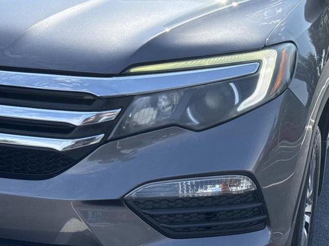 Used 2018 Gray Honda EX-L image 10