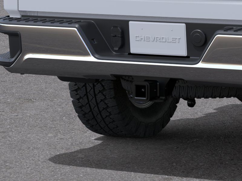 New 2026 Summit White Chevrolet WT image 14