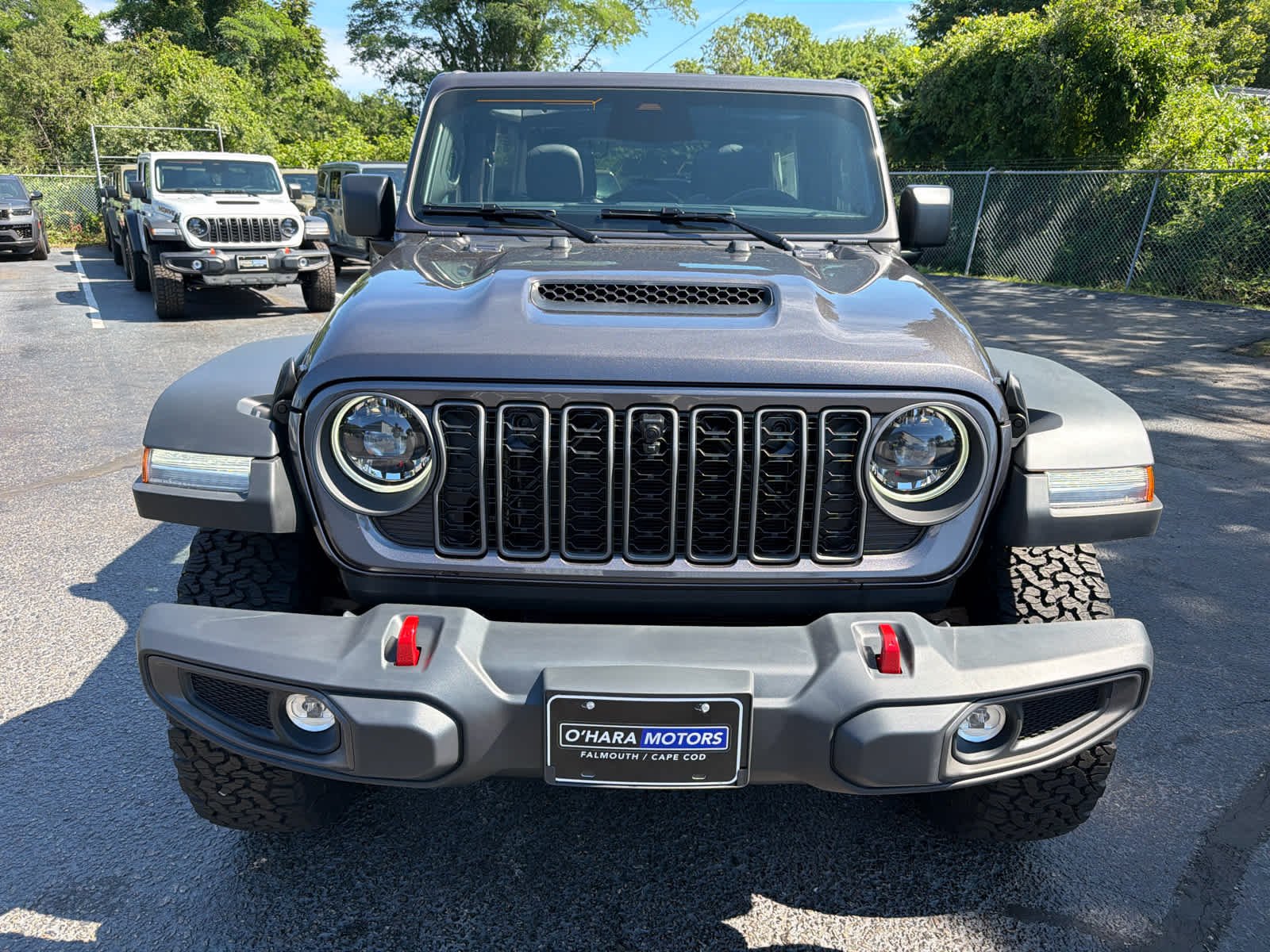New 2026 Granite Crystal Metallic Clearcoat Jeep Rubicon image 2