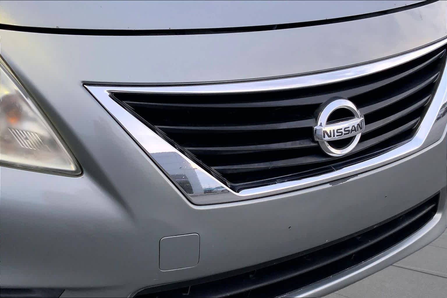 Used 2012 Magnetic Gray Metallic Nissan SV image 26