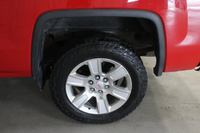 Used 2014 FIRE RED GMC SLE image 32
