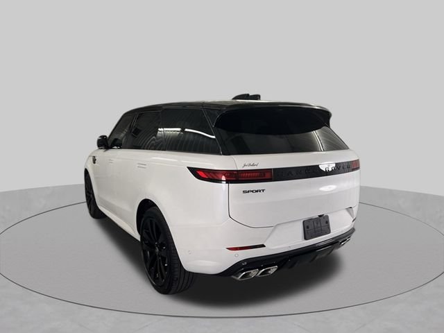 New 2025 Ostuni Pearl White Land Rover Dynamic SE image 7