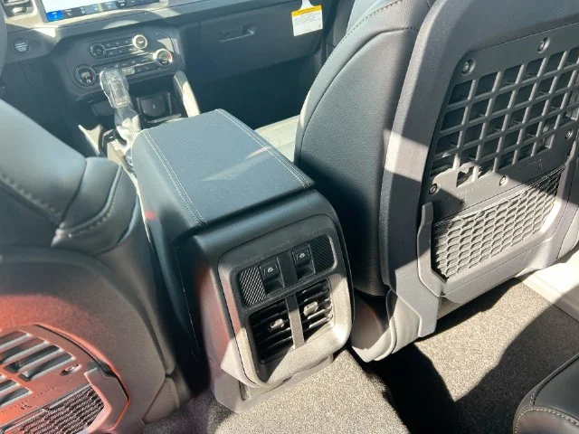 New 2026 Oxford White Ford Badlands® image 31