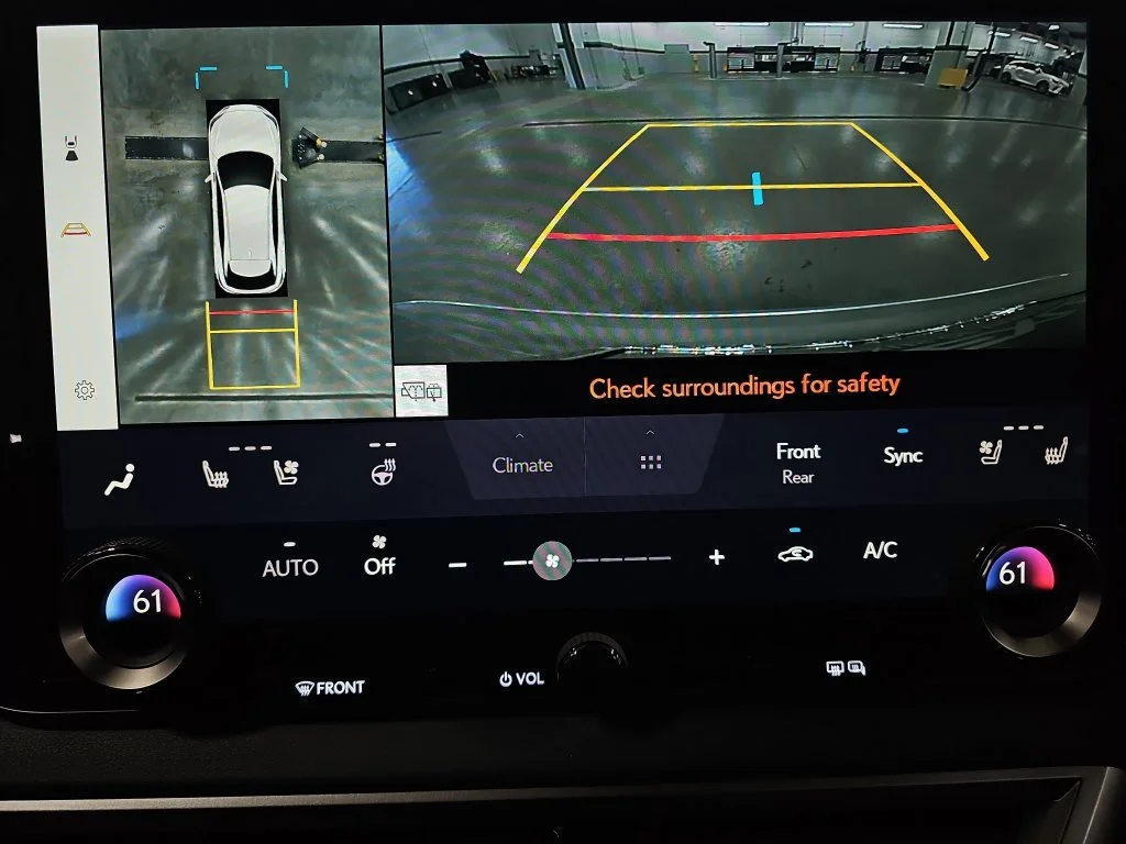 New 2026 Iridium Lexus PREMIUM PLUS image 22