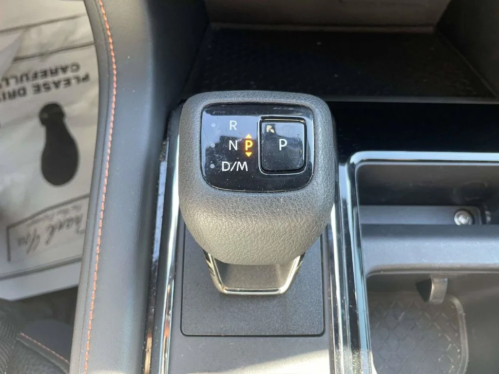 Used 2024 White Nissan Rock Creek image 17