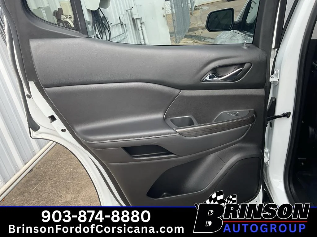 Used 2018 Summit White GMC SLT image 18