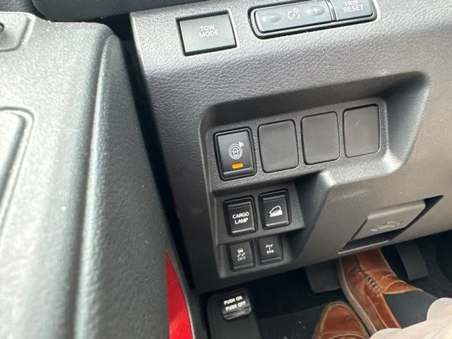 Used 2024 Green Nissan PRO-4X image 20