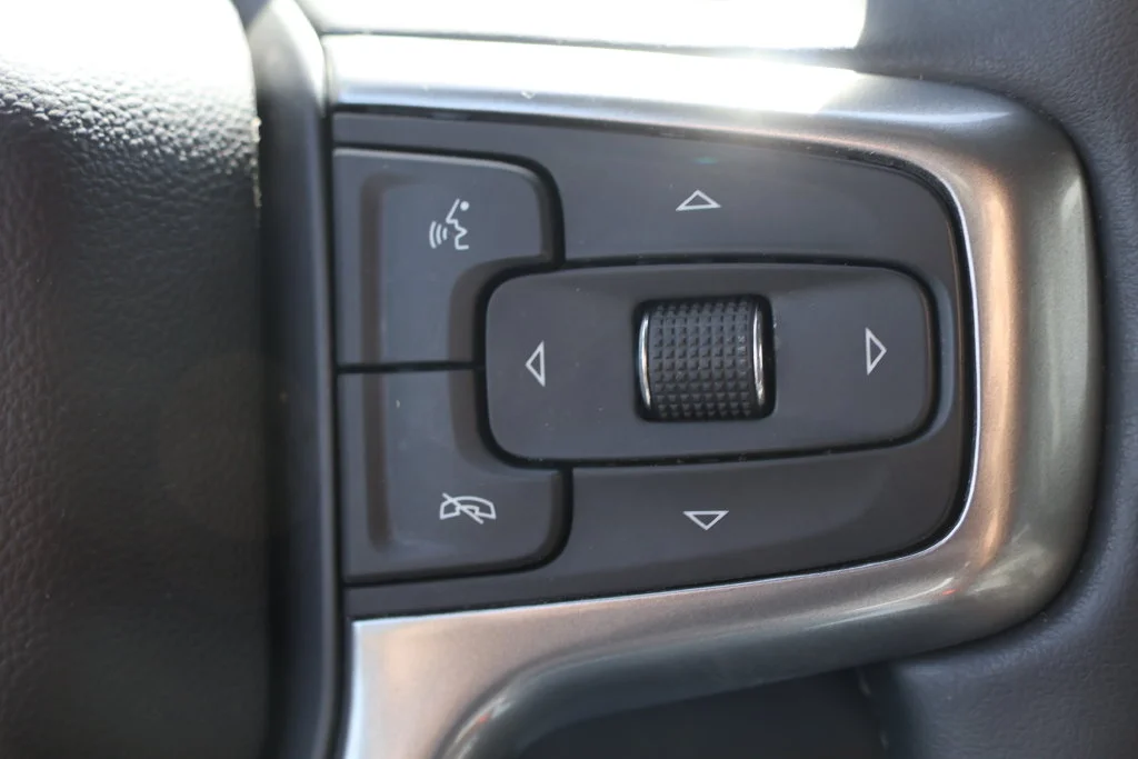 Used 2025 Black Chevrolet LTZ image 12
