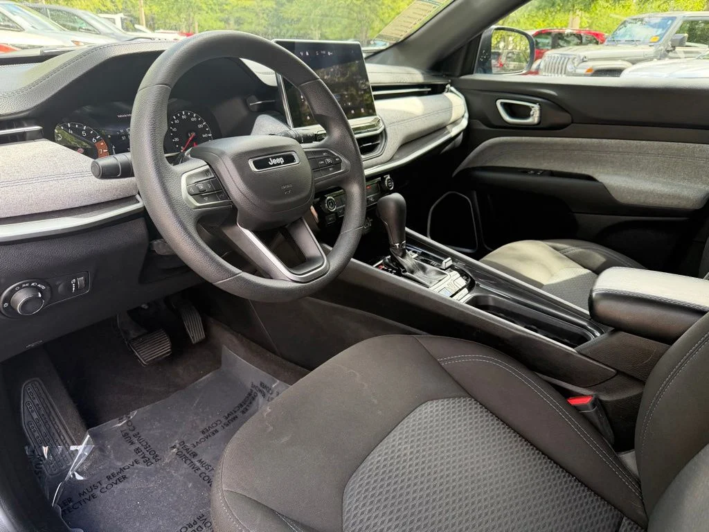 Used 2023 Laser Blue Jeep Sport image 19