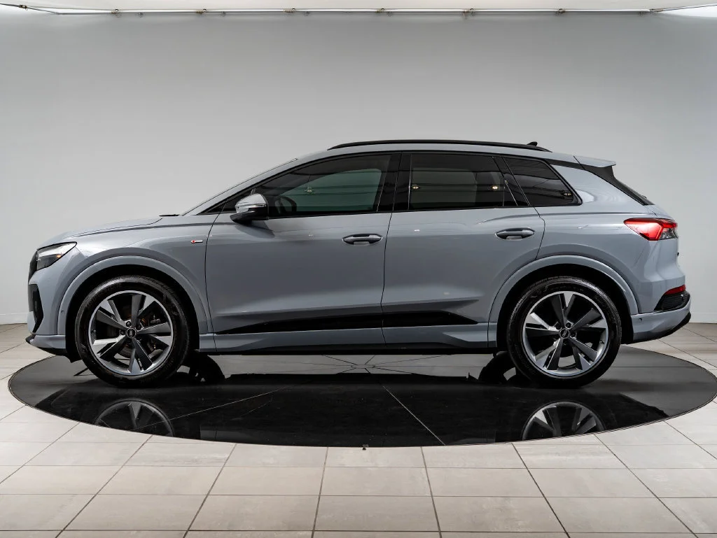Used 2024 Pebble Gray Audi Premium Plus image 5