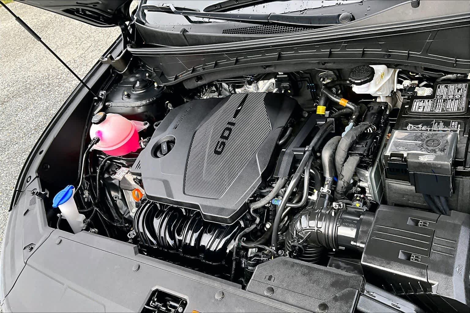 Used 2026 Phantom Black Hyundai SEL image 32