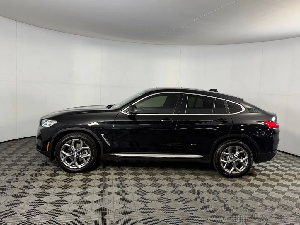 Certified Used 2025 Black BMW xDrive30i image 7