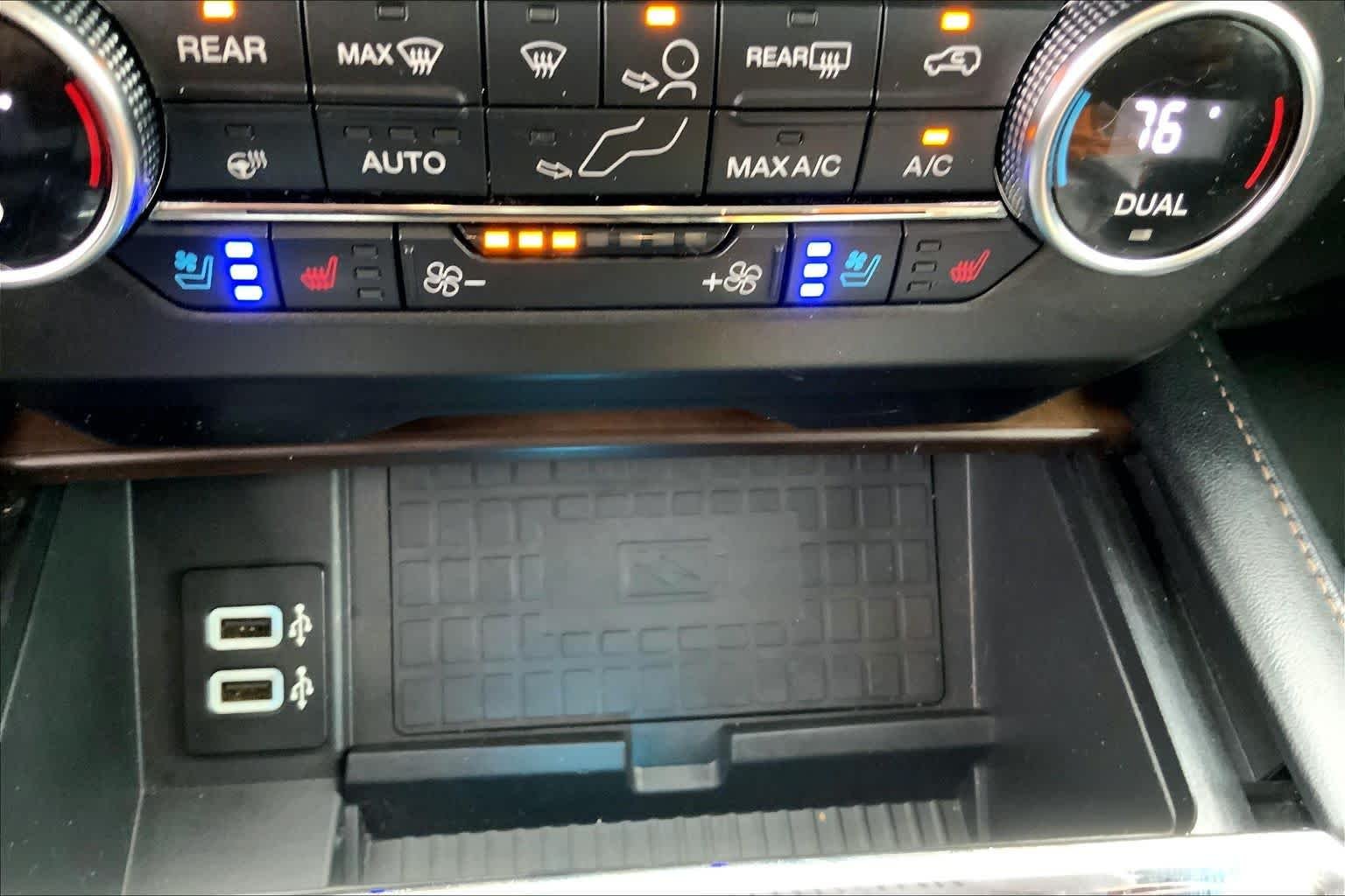 Used 2019 Magnetic Metallic Ford Platinum image 36
