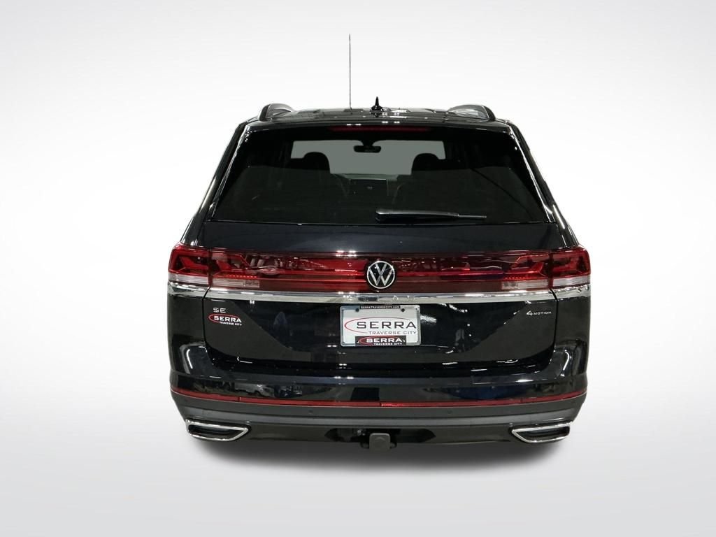 New 2026 Black Volkswagen 2.0T SE w/Technology image 4