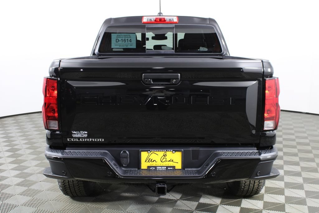 2026 Chevrolet Colorado Trail Boss - Photo 6