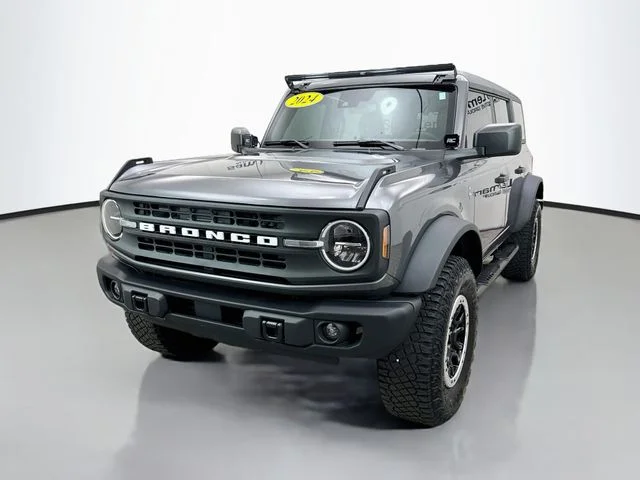 Used 2024 Gray Metallic Ford Black Diamond image 3