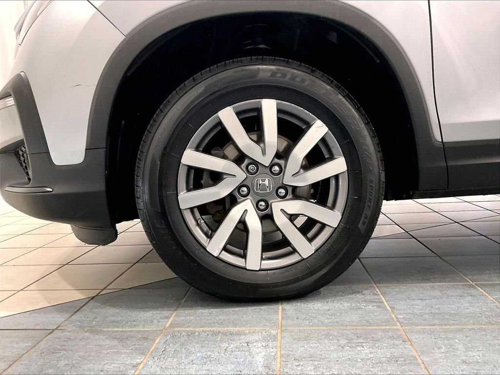 Used 2019 Silver Honda EX image 7