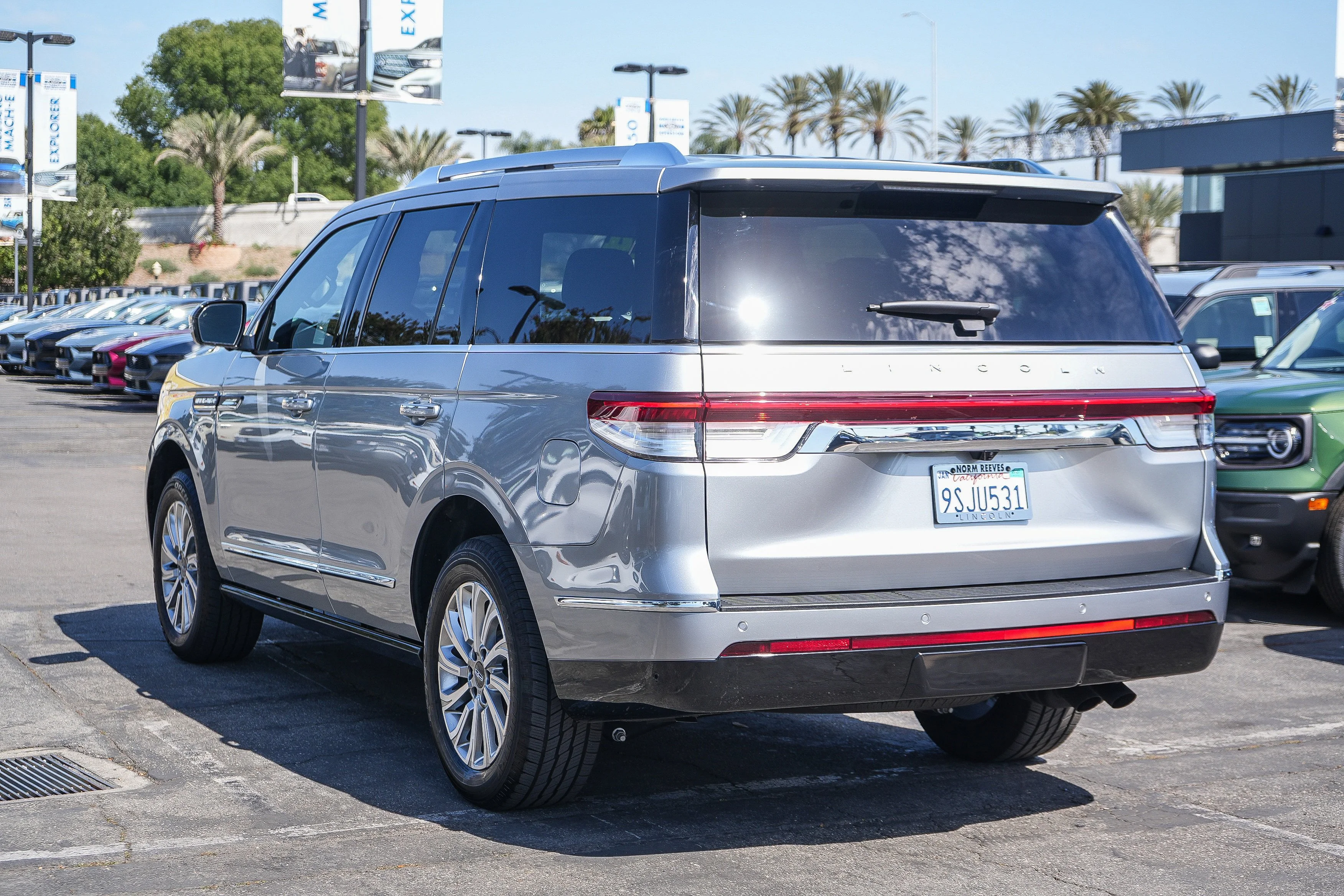 Certified Used 2024 Radiance Metallic Lincoln Premiere image 10