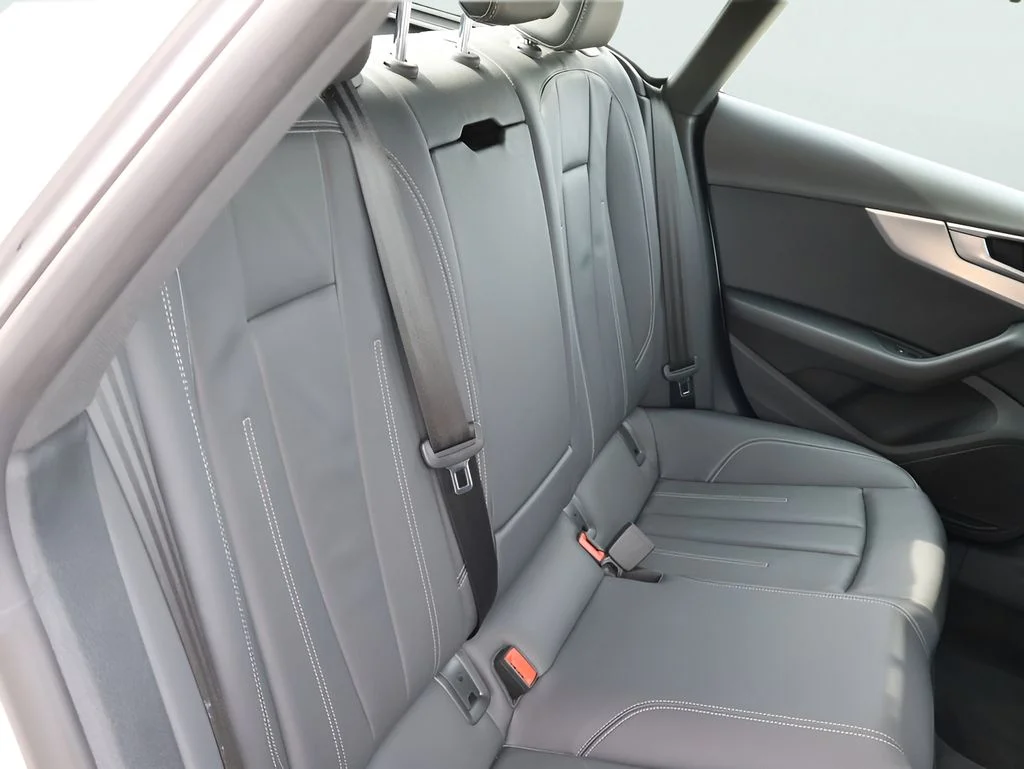 Used 2025  Audi 45 S line Premium image 15