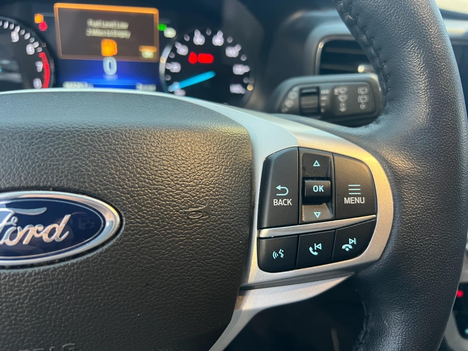 Used 2023 Agate Black Ford XLT image 23