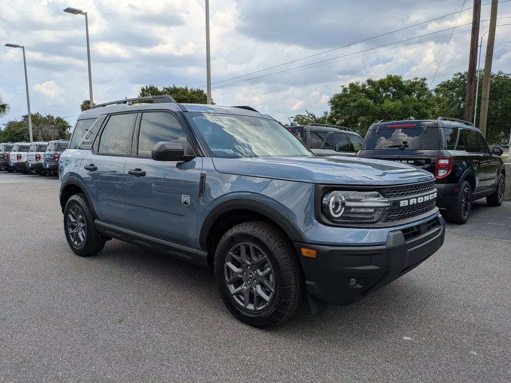 New 2026 Azure Gray Metallic Tri-Coat Ford Big Bend image 2