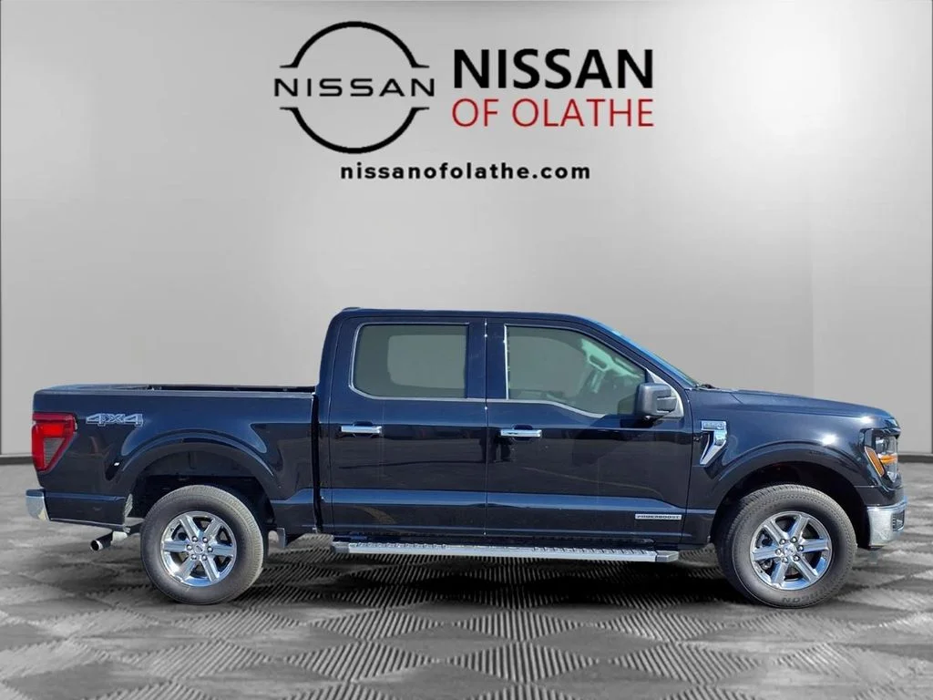 Used 2024 Black Ford XLT image 28