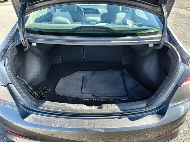 Used 2018 Gray Hyundai SEL image 21