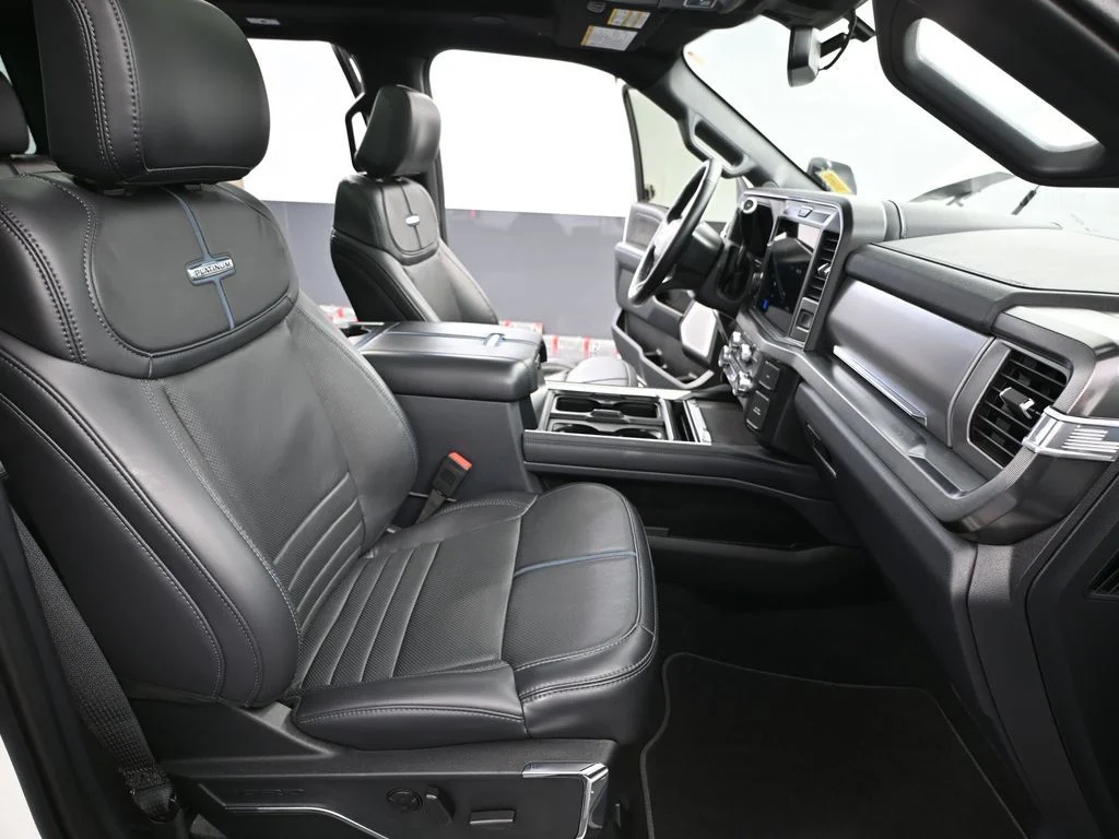 2025 Ford F-250 Super Duty Platinum - Photo 43