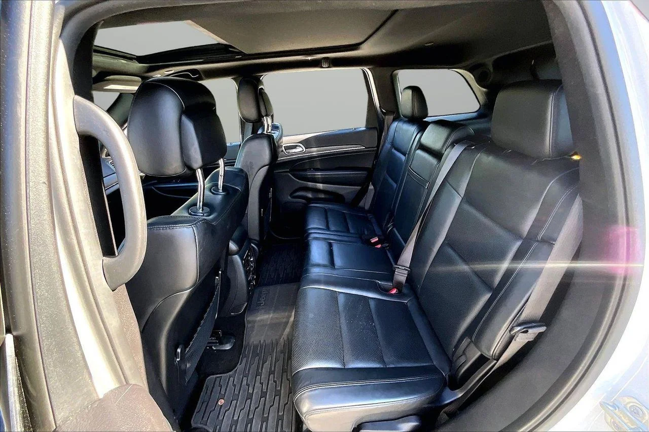 Certified Used 2021 White Jeep Limited image 23