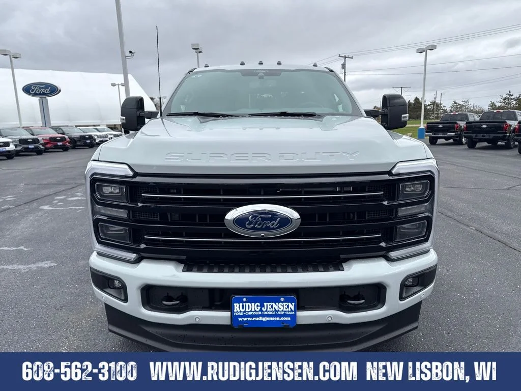 2026 Ford F-350 Super Duty Platinum - Photo 8