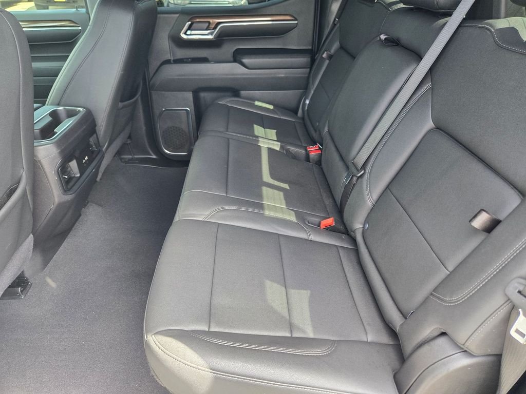 Used 2024 White Chevrolet RST image 9