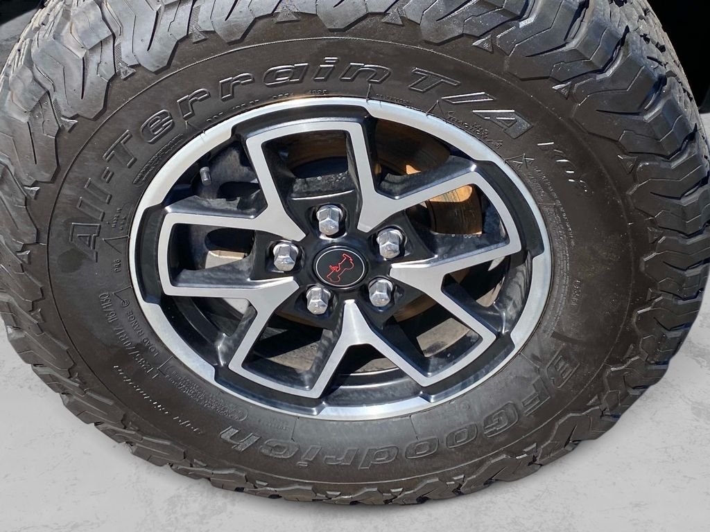 Used 2025 Gray Jeep Rubicon image 32