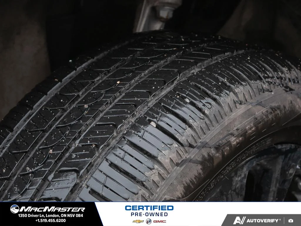 Certified Used 2018  Jeep Laredo image 10