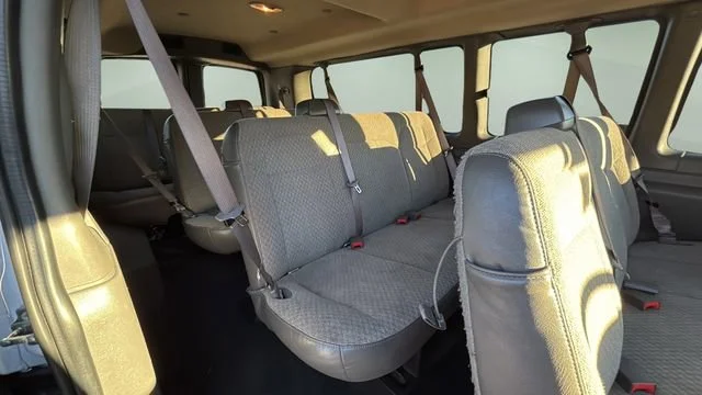Used 2024 Summit White Chevrolet 1LT image 35