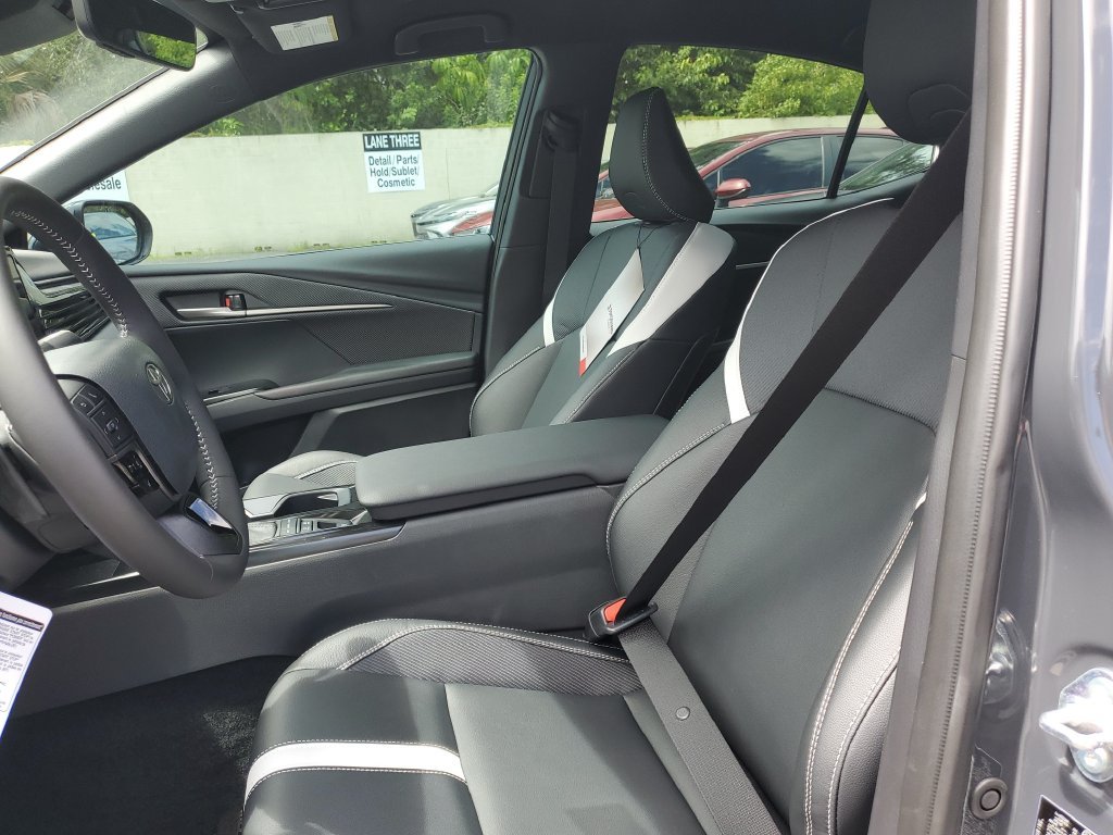 Used 2026  Toyota SE image 18