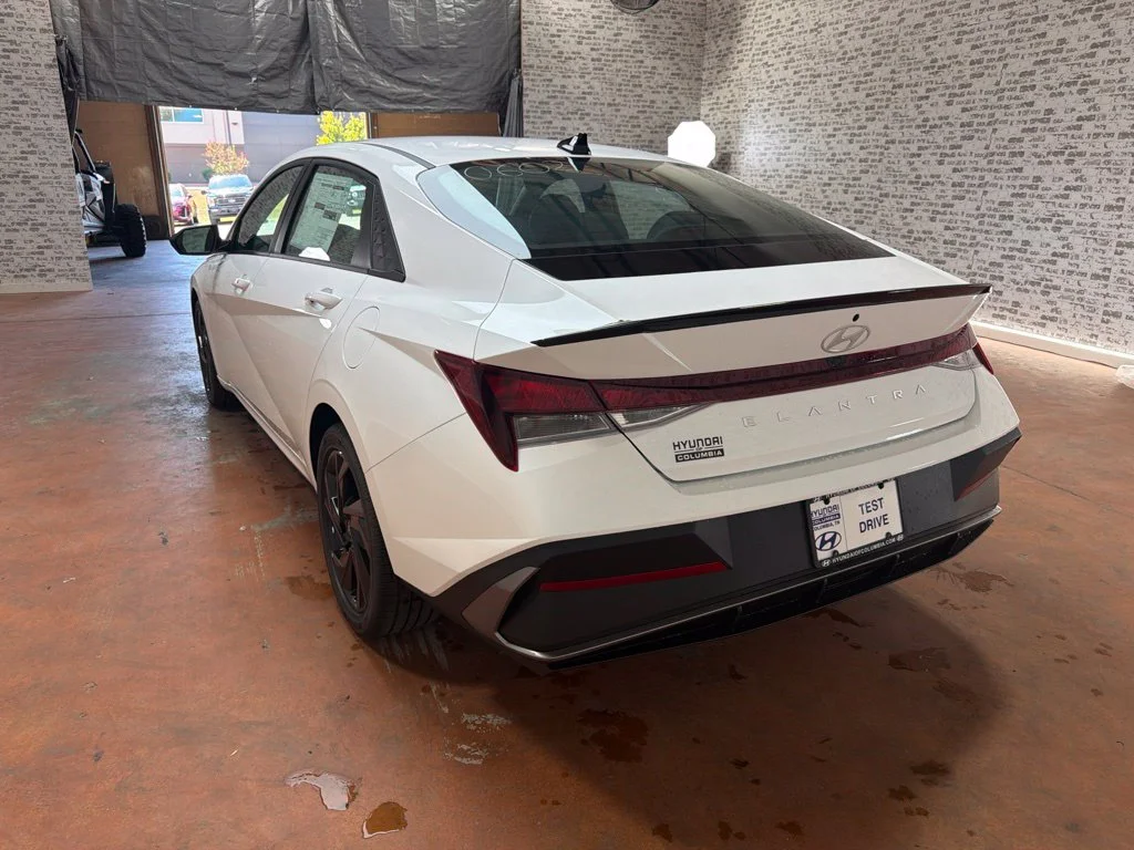 New 2026 Serenity White Hyundai SEL Sport image 5