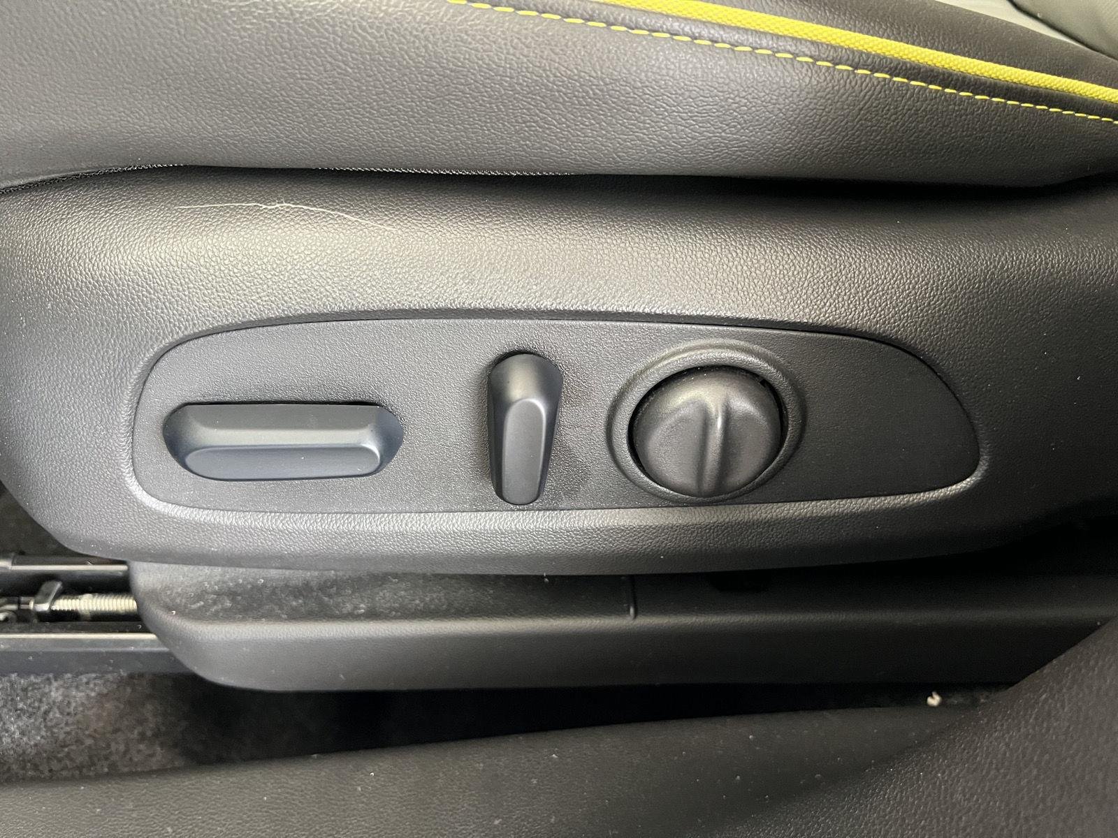 Used 2024 Fountain Blue Chevrolet ACTIV image 6