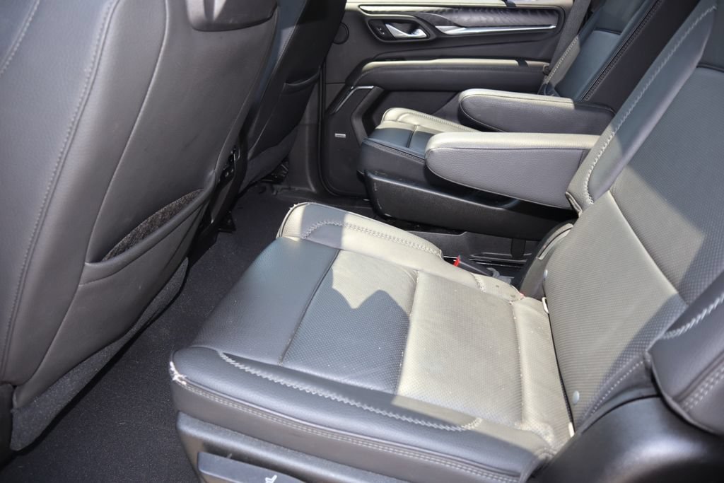 Used 2021 WHITE FROST TRICOAT GMC Denali image 16
