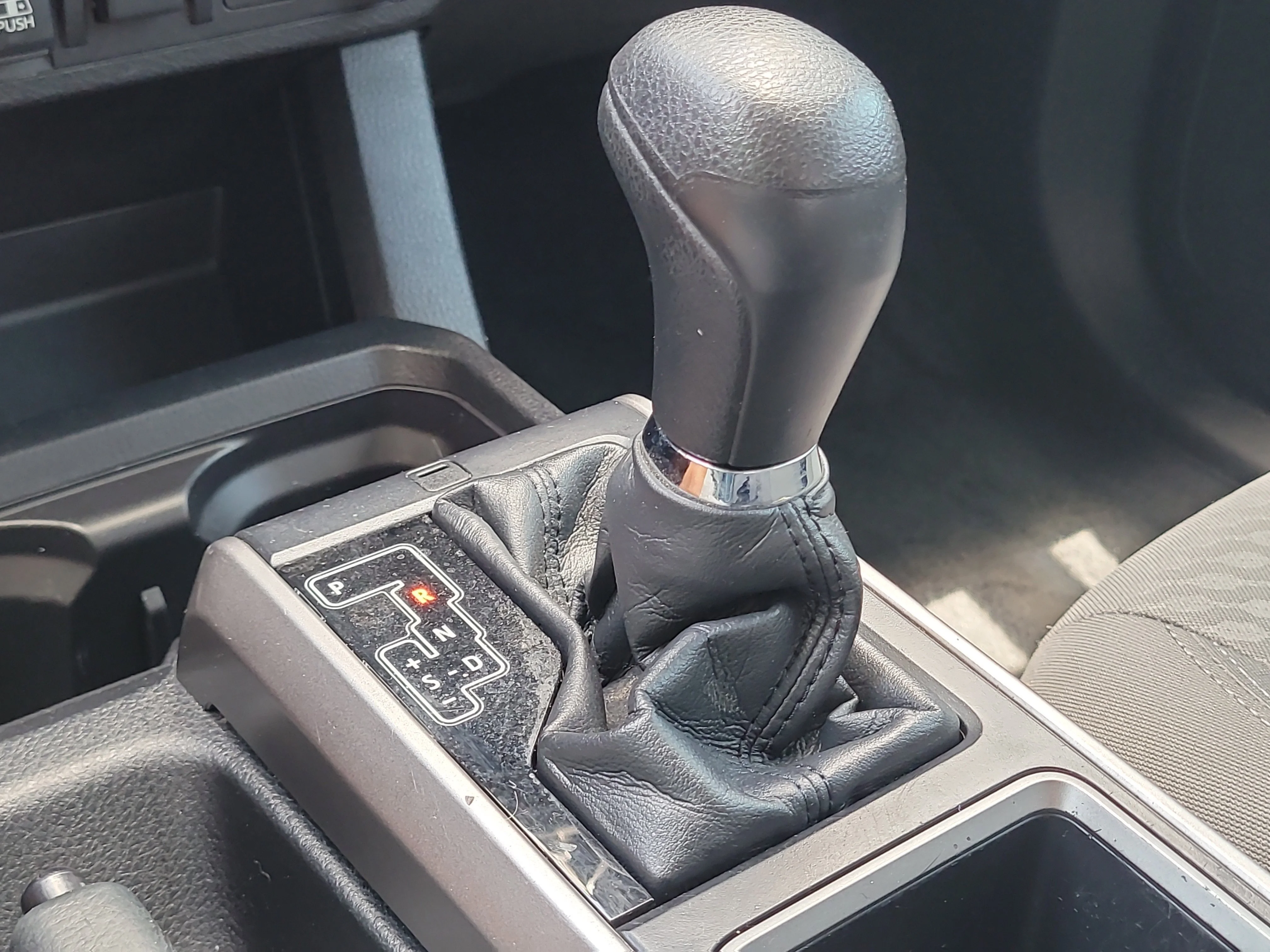 Used 2021 Super White Toyota SR5 image 25