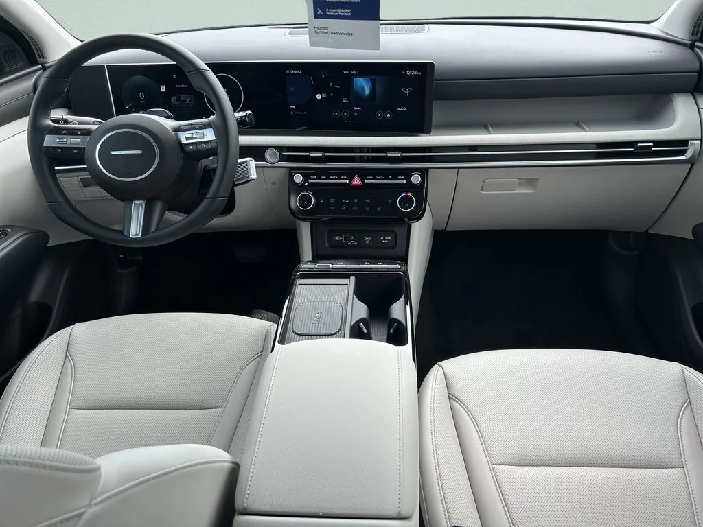 Used 2025 Blue Hyundai SEL Convenience image 18