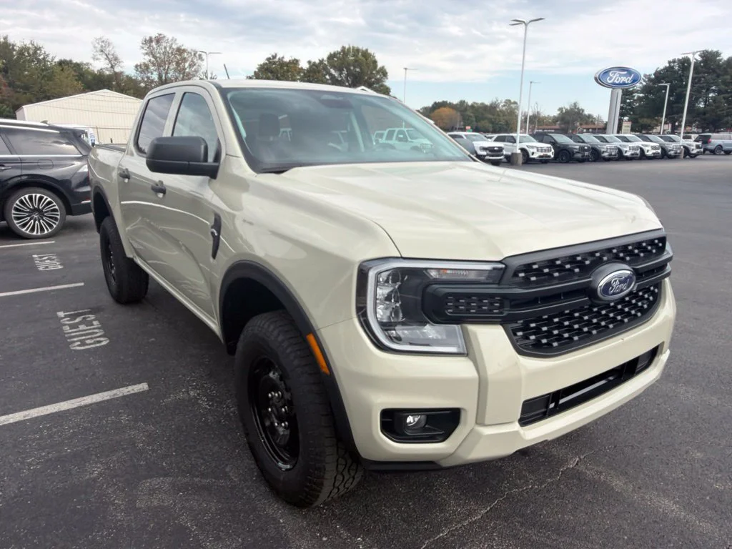 New 2026 Desert Sand Ford XL image 7
