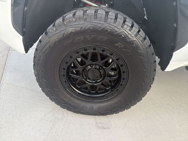 2025 Toyota Tundra Platinum - Photo 32