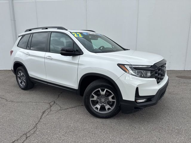 Used 2022 Honda Passport TrailSport with VIN 5FNYF8H60NB024302 for sale in Kansas City