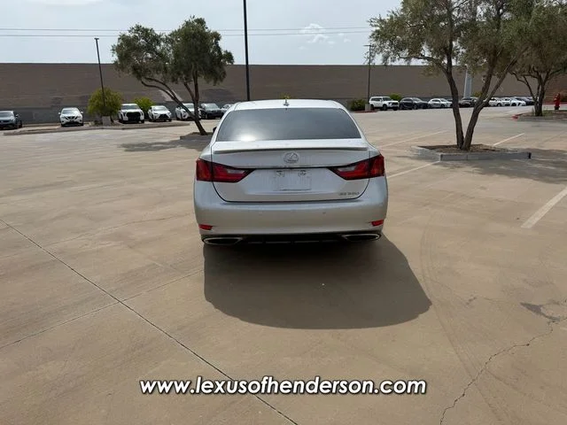 Used 2013  Lexus 350 image 4