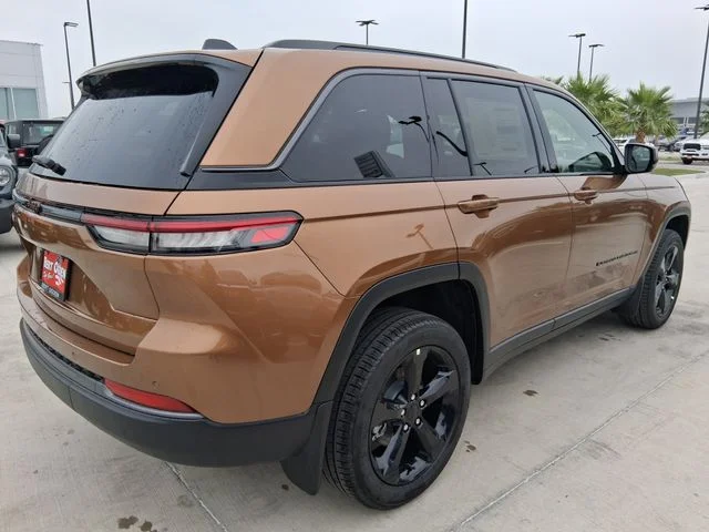 New 2026 Copper Shino Metallic Clear-Coat Exterior Paint Jeep Limited image 7